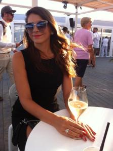 1185316_931781745306_2012568131_n